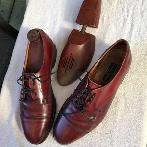Cole-Haan men’s Cap Toe Oxford. Size 10-1/2